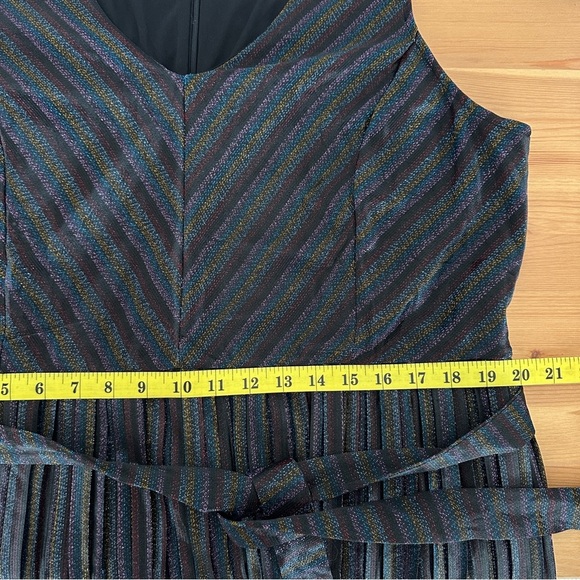 Cleo | Metallic Rainbow Pleated Midi Dress | NWT | XXL - Picture 7 of 9